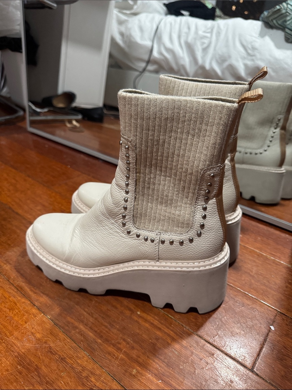 Dolce Vita Cream Rib-Knit Chelsea Lace-Up Platform Boots